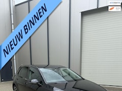 Volkswagen Golf - 1.0 TSI Highline Business R