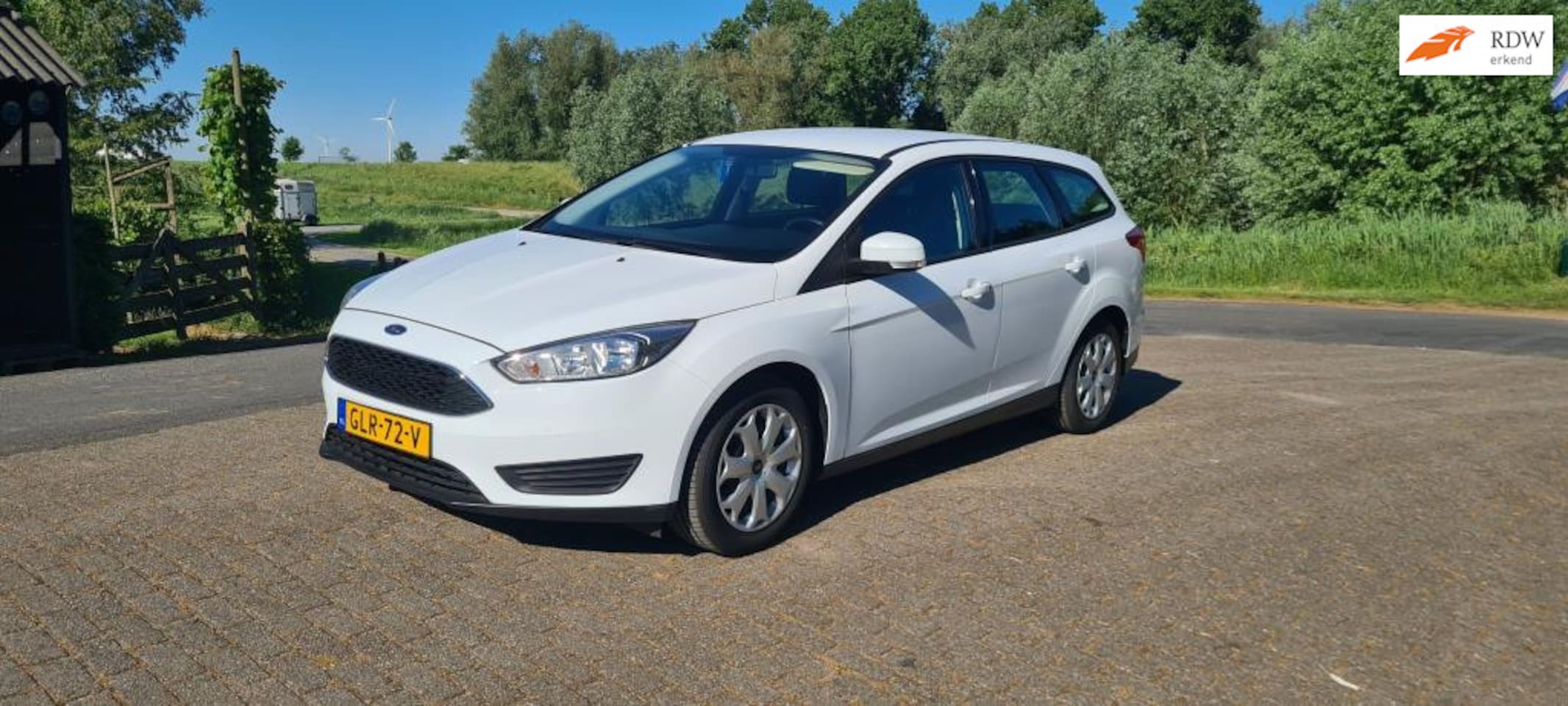 Ford Focus Wagon - 1.0 Trend 1.0 Trend - AutoWereld.nl