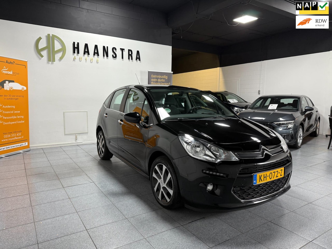 Citroën C3 - 1.2 PureTech Selection Navi- Apple-Carplay 1e Eig, NL Auto! NAP - AutoWereld.nl