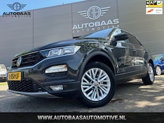 Volkswagen T-Roc - 1.0 TSI Style Business NL-AUTO+NAP+1EIG+NAVIGATIE+CAMERA+TREKHAAK+PARKEERSENSOREN+APPLE CA
