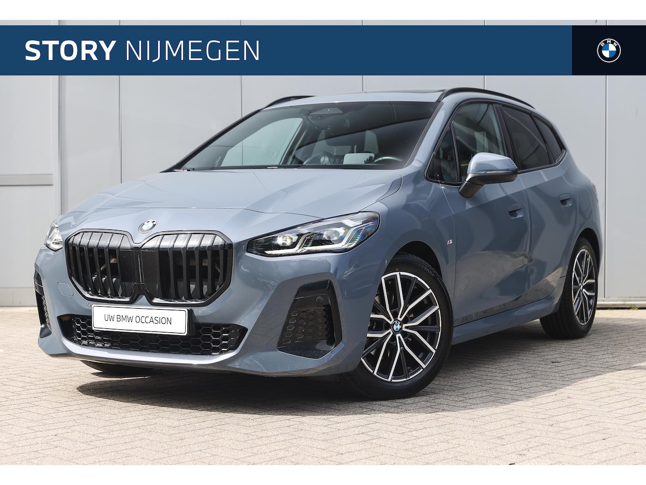 BMW 2-serie Active Tourer - 220i M Sport Automaat / Panoramadak / Trekhaak / Achteruitrijcamera / Adaptief M Onderstel - AutoWereld.nl