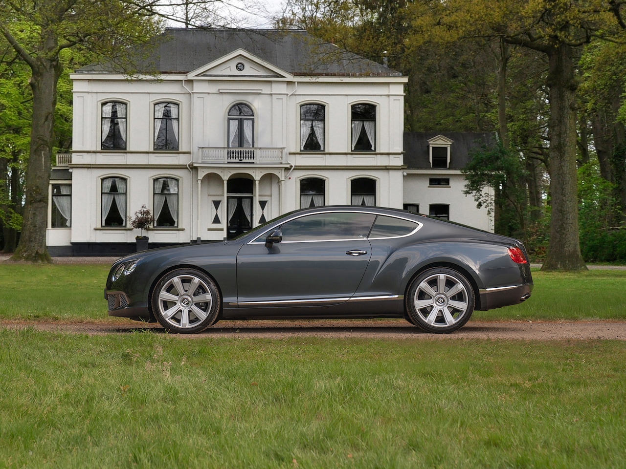 Bentley Continental GT - 6.0 W12 | Dealer onderhouden | Massage | Luchtvering - AutoWereld.nl