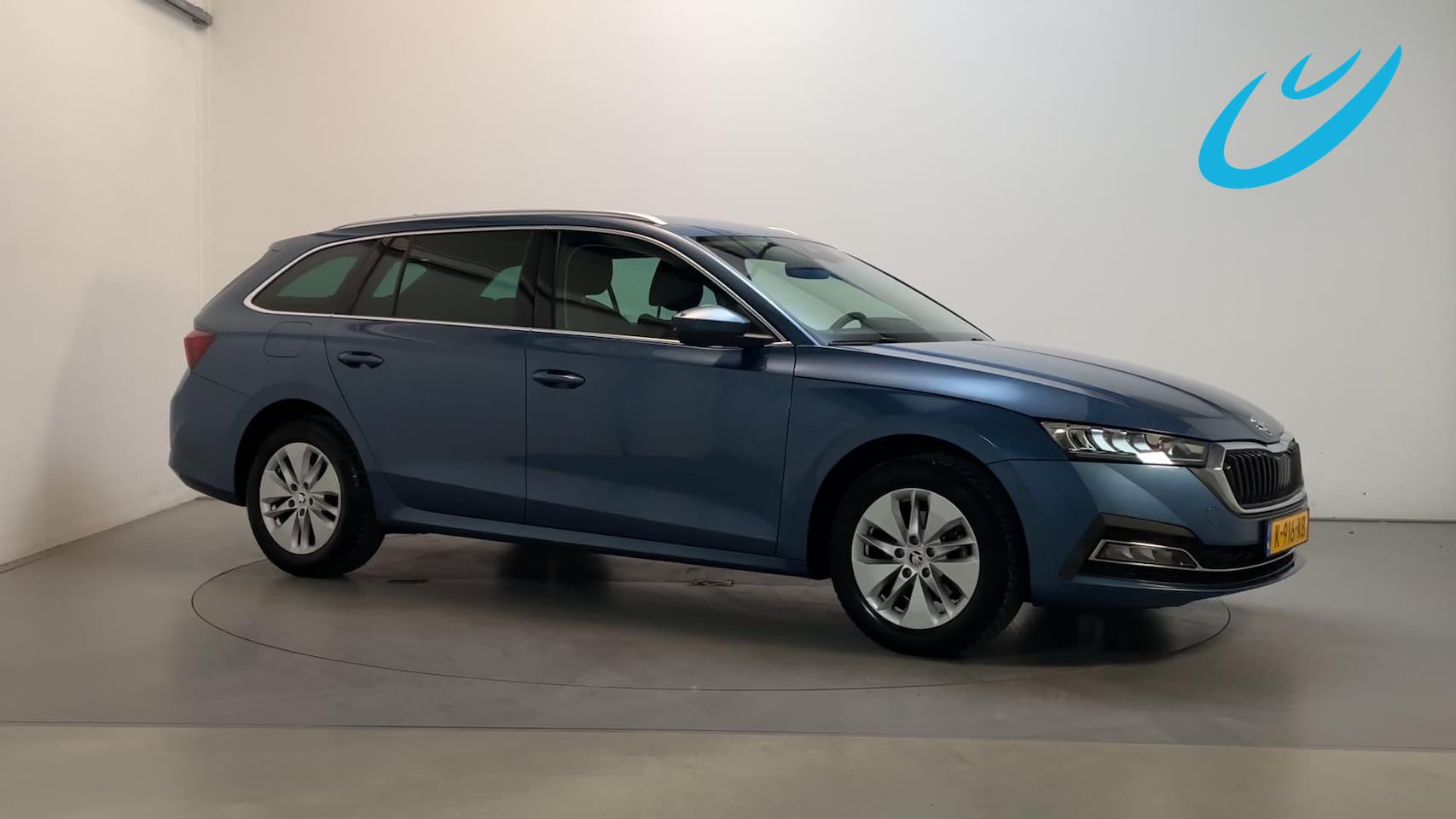 Skoda Octavia Combi - 1.0 TSI Business Edition Camera Navigatie Stoelverwarming Climate Control - AutoWereld.nl