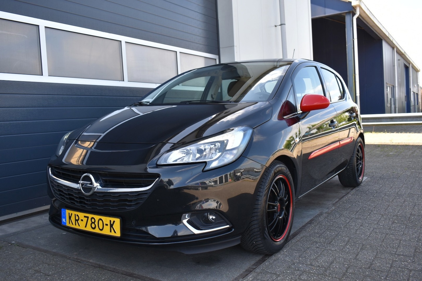 Opel Corsa - 1.4 Innovation automaat/weinig km. - AutoWereld.nl