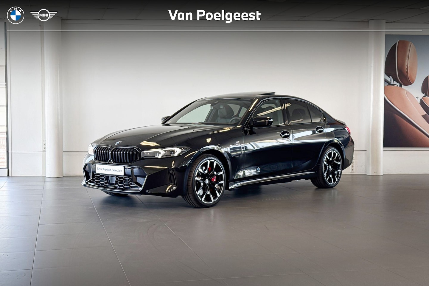 BMW 3-serie - Sedan 330e | M Sport | Glazen Schuif-/kanteldak | Head-up Display | Comfort Access | Trekh - AutoWereld.nl