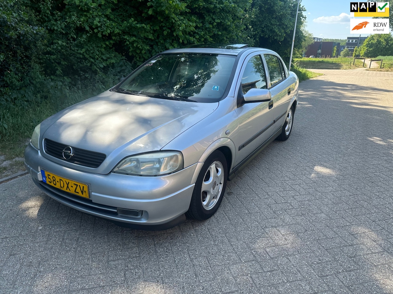 Opel Astra - 1.8-16V Club 1.8-16V Club - AutoWereld.nl