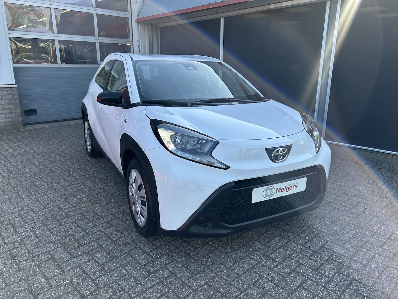 Toyota Aygo X - 1.0 VVT-i MT play 1.0 VVT-i MT Play - AutoWereld.nl