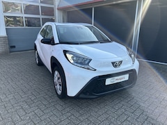 Toyota Aygo X - 1.0 VVT-i MT Play