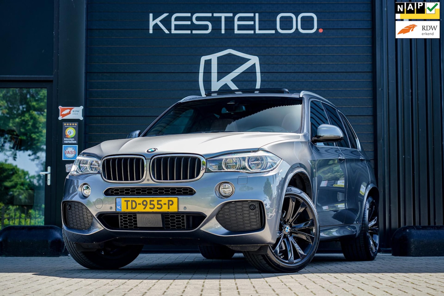 BMW X5 - XDrive30d 7p 3x M-PAKKET TREKHAAK/PANO/ACC/LEER/HUD/CAMERA/SHADOWLINE/ZWARTE HEMEL/DRIVING - AutoWereld.nl