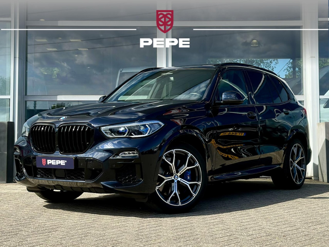 BMW X5 - xDrive45e High Executive M-SPORT|PANO|LASER|HUD|TREK|H&K - AutoWereld.nl
