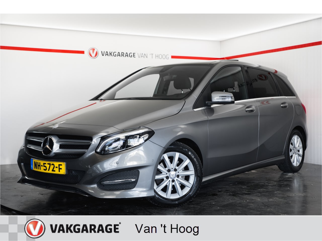 Mercedes-Benz B-klasse - 180 Lease Edition Plus Panoramadak Afneembare trekhaak - AutoWereld.nl