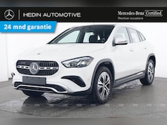 Mercedes-Benz GLA-Klasse - GLA 250e Automaat Luxury Line | Winterpakket | Distronic | Panoramadak | Parktronic | Mult