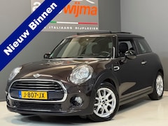 MINI Cooper - 1.5 Serious Automaat Panoramadak, Sportstoelen, navigatie, led lampen, climate control Key