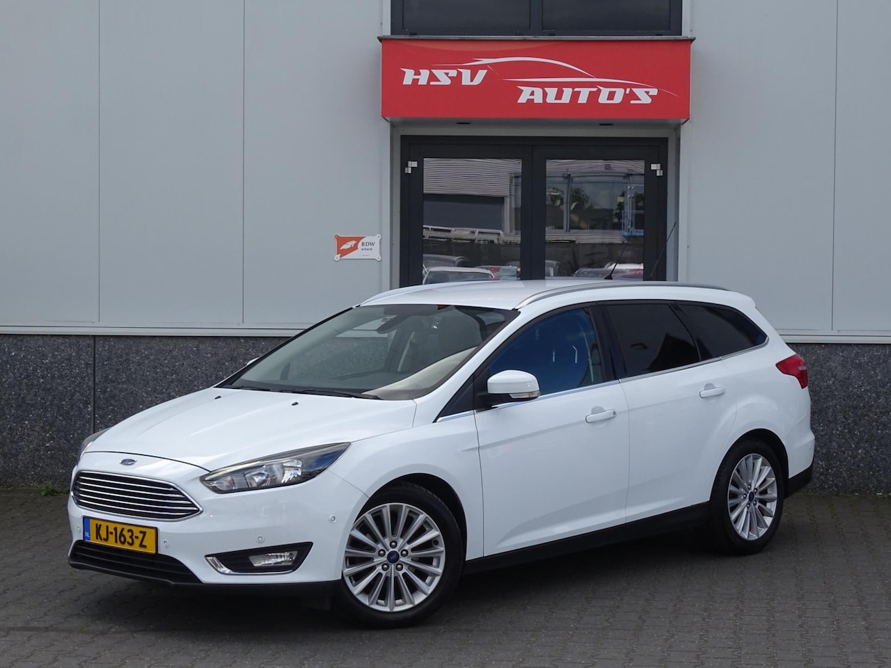 Ford Focus Wagon - 1.0 Titanium navi LM 1e eig org NL - AutoWereld.nl