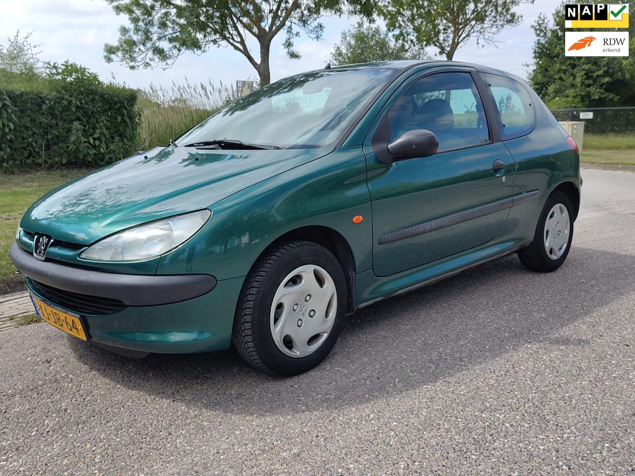 Peugeot 206 - 1.4 XR - NAP - APK tot 03-06-2026 - AutoWereld.nl
