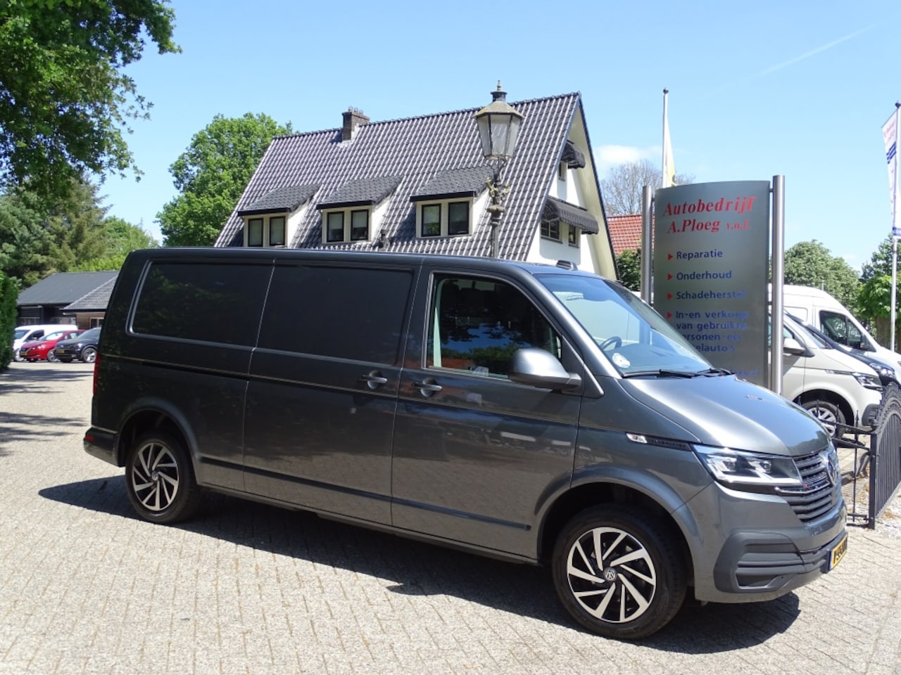 Volkswagen Transporter - 2.0 TDI L2H1 4MOTION LED CAMERA 1e eig - AutoWereld.nl