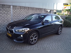 BMW X2 - 1.8i sDrive Lefhebber Edition Sport Line Autom Sportst Stoelverw Navi Camera Clima Cruise