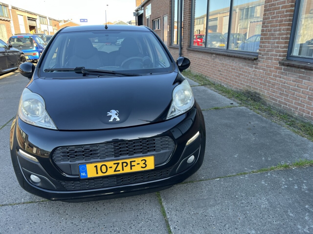 Peugeot 107 - 1.0 Active 1.0 Active - AutoWereld.nl