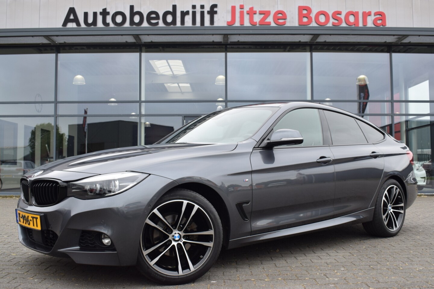 BMW 3-serie Gran Turismo - 320i GT XDrive High Executive M-Sport LED | Zwart Leder | Carplay | Sportstoelen | 19 Inch - AutoWereld.nl