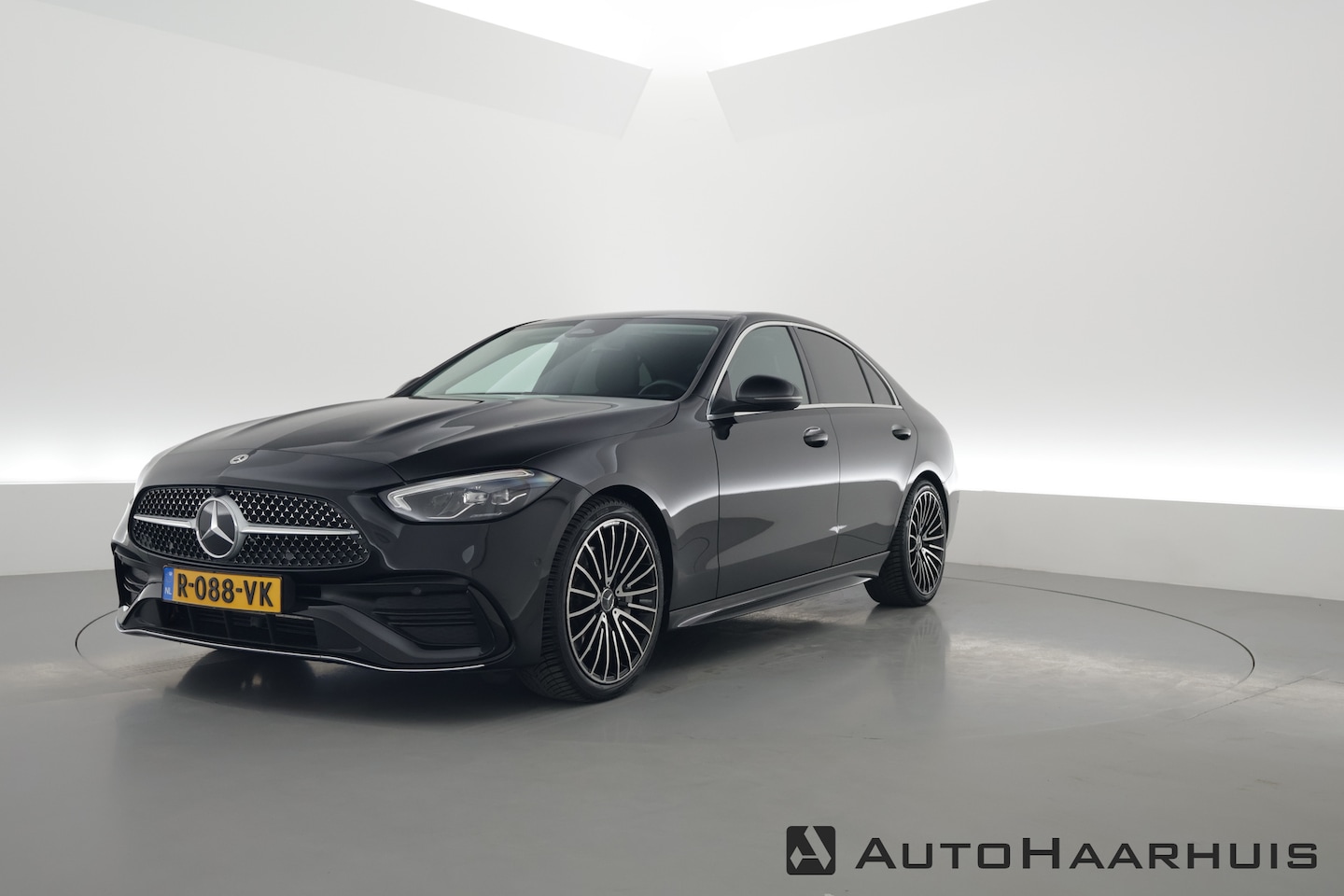 Mercedes-Benz C-klasse - 200 AMG Line | Navi | 19'' | Stoelverw. | Apple CarPlay | Camera - AutoWereld.nl