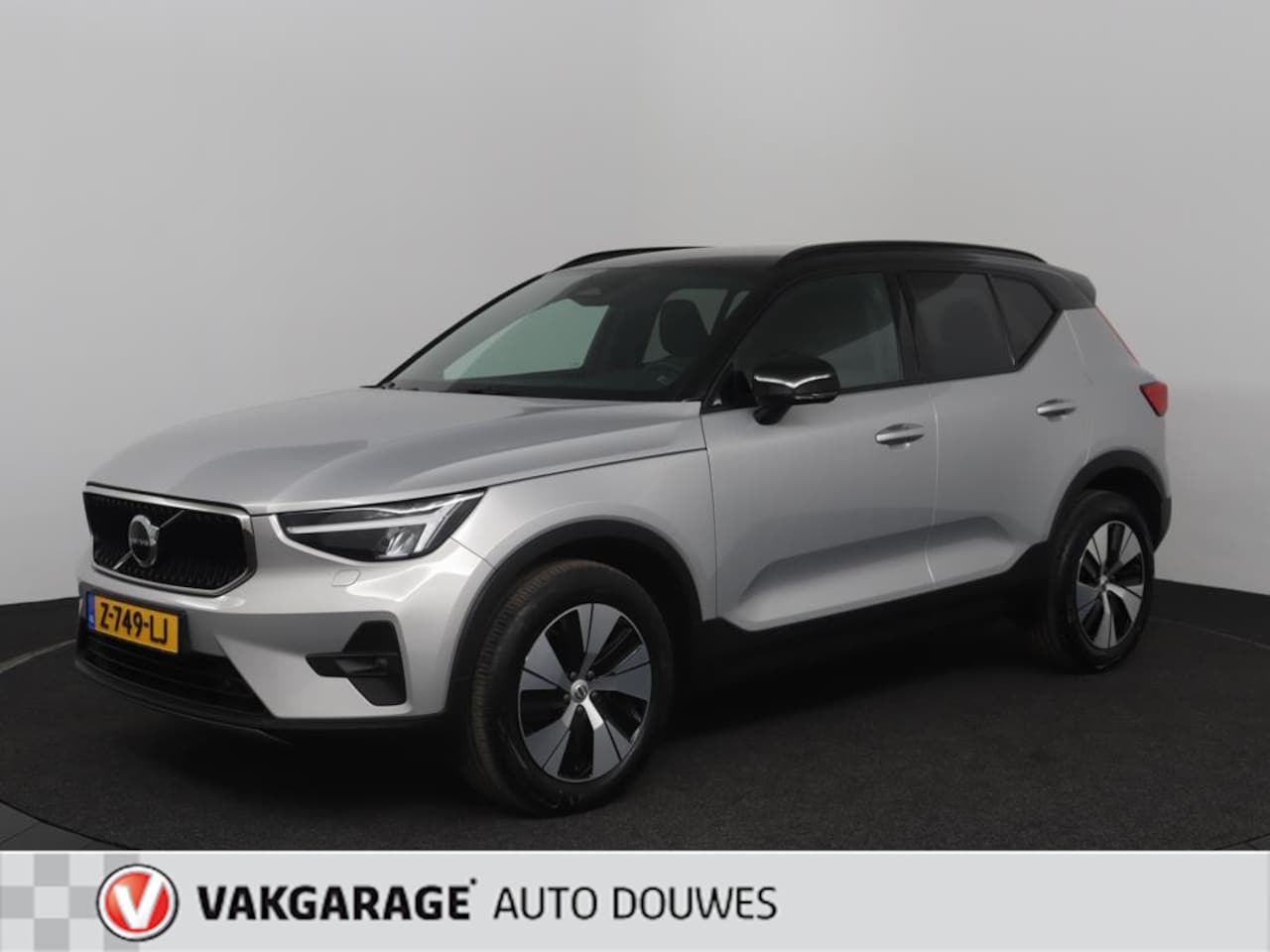Volvo XC40 - 2.0 B3 Essential | Automaat |Carplay - AutoWereld.nl