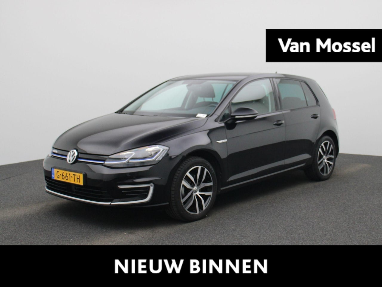 Volkswagen e-Golf - e-Golf | Automaat | Climatronic (Automatische Airco) | Parkeersensoren | Lichtmetalen Velg - AutoWereld.nl