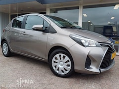 Toyota Yaris - 1.5 Hybrid/Aut/Navi/2015/