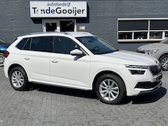 Skoda Kamiq - 1.0 TSi DSG Style | CAMERA | EL. TREKHAAK | STOELVERW. | CLIMA |