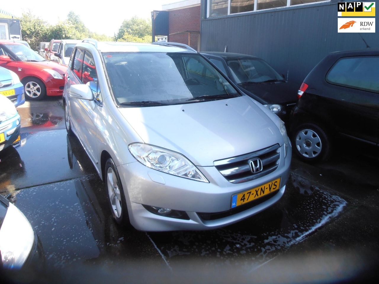Honda FR-V - 2.0i Executive6 pers airco elek pak nap apk - AutoWereld.nl