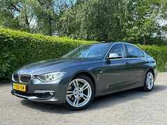 BMW 3-serie - 328i High Executive Automaat | Leder | Navi | Stuur-/Stoelverwarming | Clima | 18" Velgen