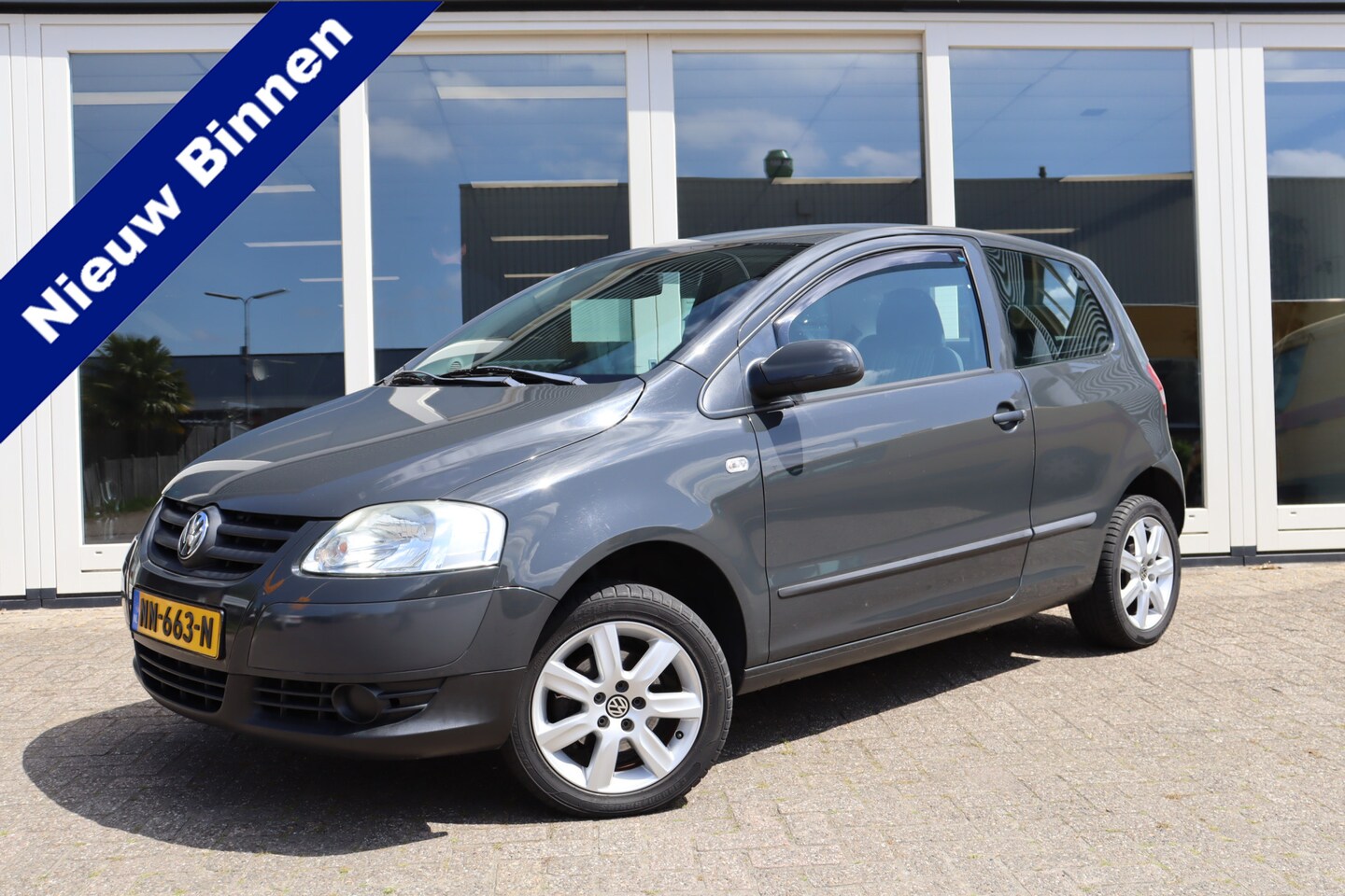 Volkswagen Fox - 1.2 Trendline 1.2 Trendline, Airco, Trekhaak, Prijs Is Rijklaar - AutoWereld.nl