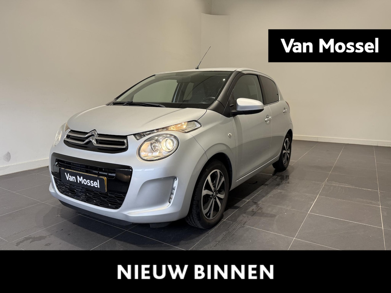 Citroën C1 - 1.0 VTi Shine | Automaat | Groot Media Scherm | Camera | Climate Controle | Apple Carplay - AutoWereld.nl