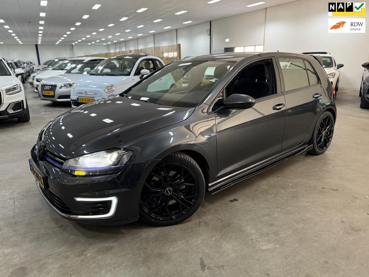 Volkswagen Golf - 1.4 TSI GTE / NETTE AUTO / SUPER GELUID / DEALER ONDERHOUDEN - AutoWereld.nl