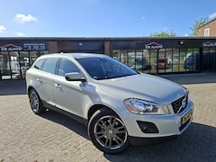 Volvo XC60 - 2.4 D5 AWD Summum. TOP STAAT