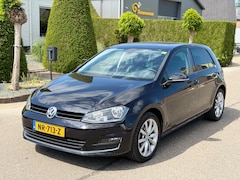 Volkswagen Golf - 1.6 TDI Connected Series 2016 Navi/Clima/Lmv