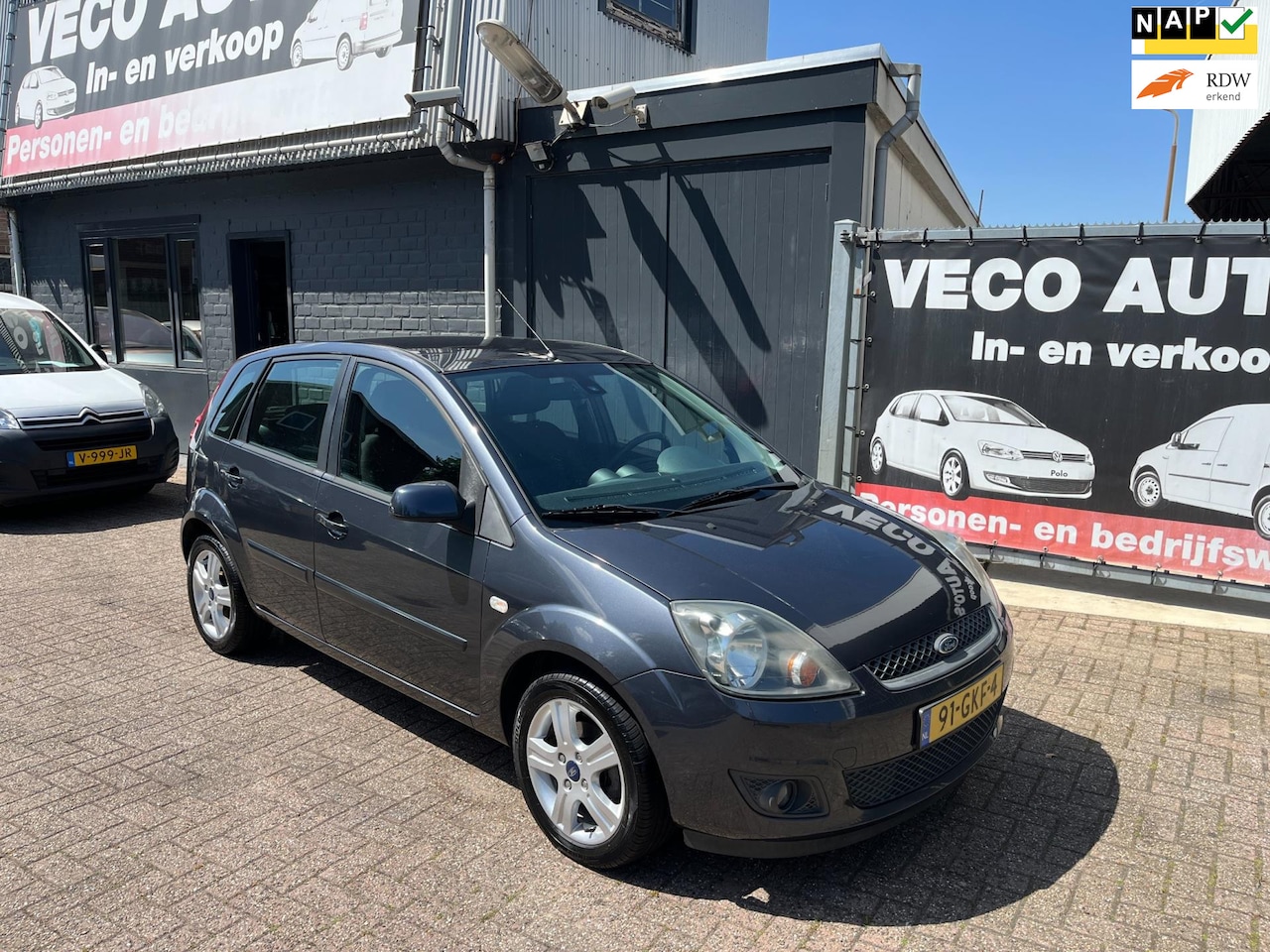 Ford Fiesta - 1.3-8V Futura XL NIEUWSTAAT 99.000km NL auto airco dealer onderhouden - AutoWereld.nl