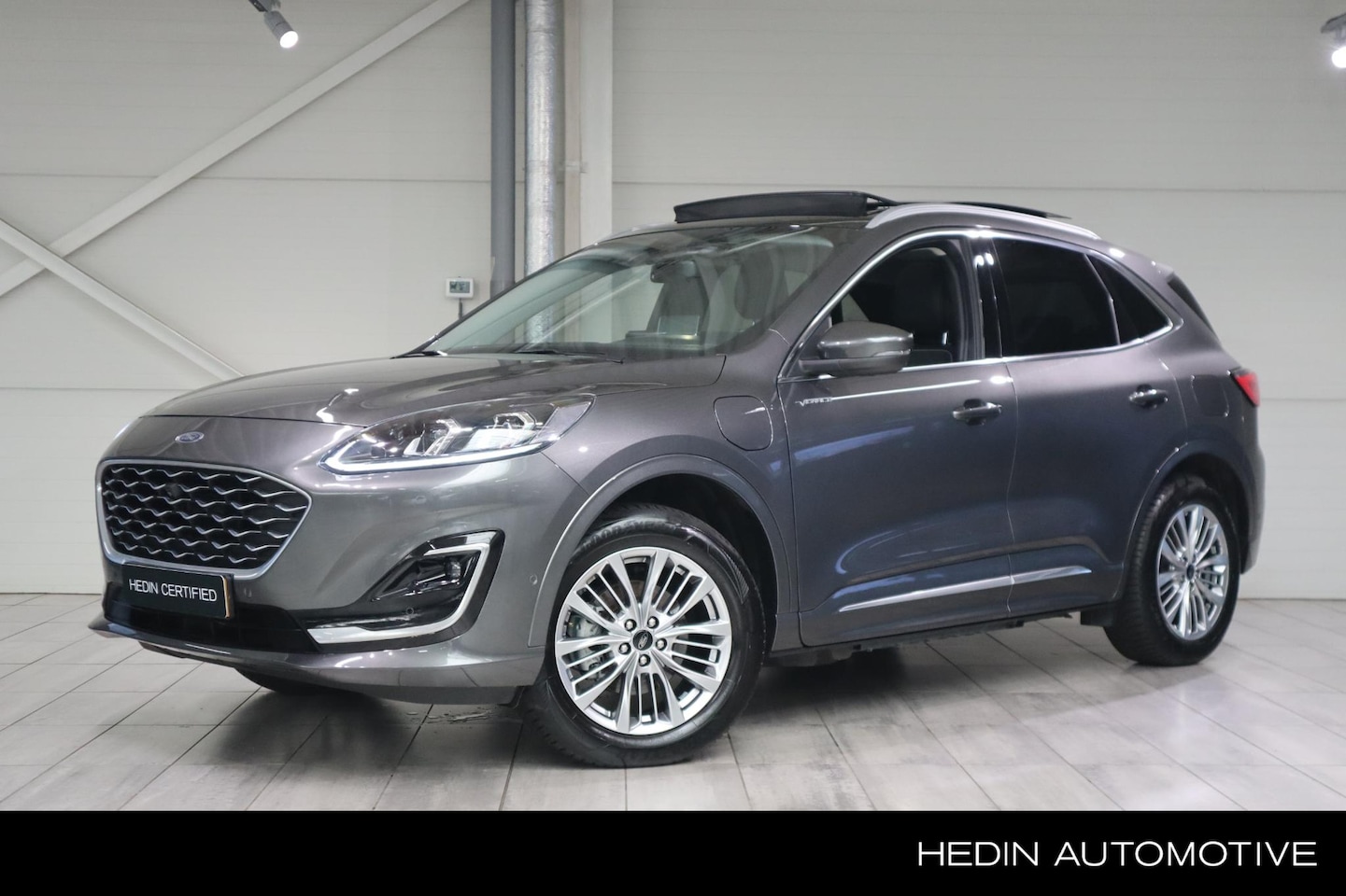 Ford Kuga - 2.5 PHEV Vignale | Panoramdak | Driver Assistance | Winter Pack | Technology Pack | Trekha - AutoWereld.nl