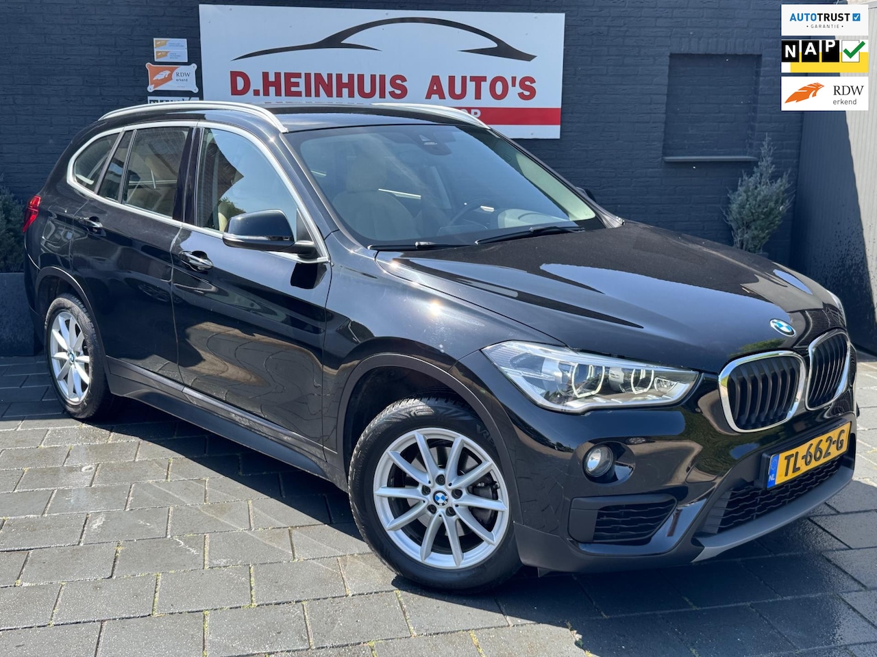 BMW X1 - SDrive18i Executive AUTOMAAT - AutoWereld.nl