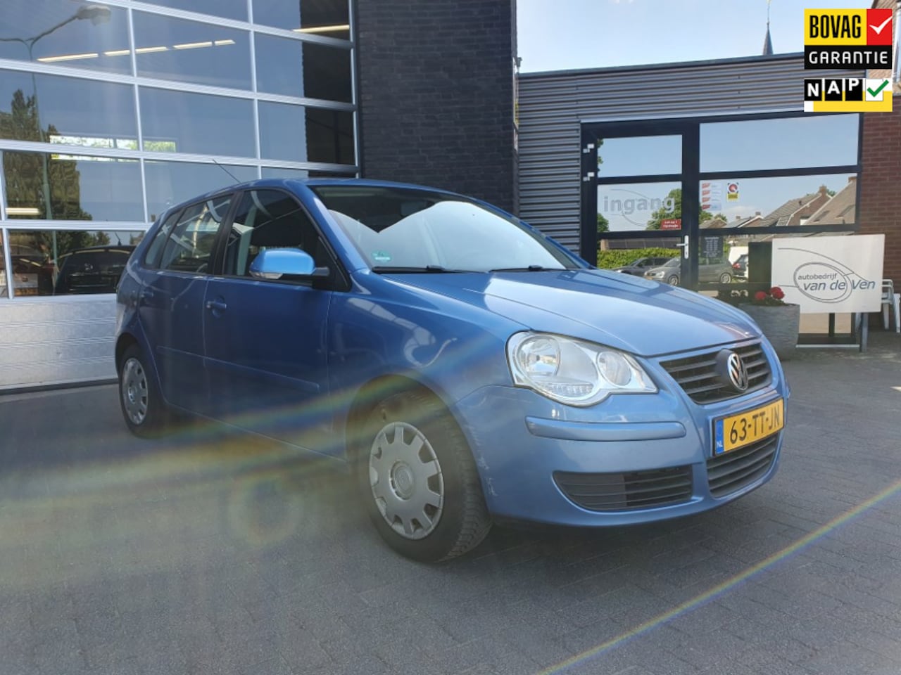 Volkswagen Polo - 1.4-16V Optive 1.4-16V Optive 5-deurs, airco, cruise control. - AutoWereld.nl