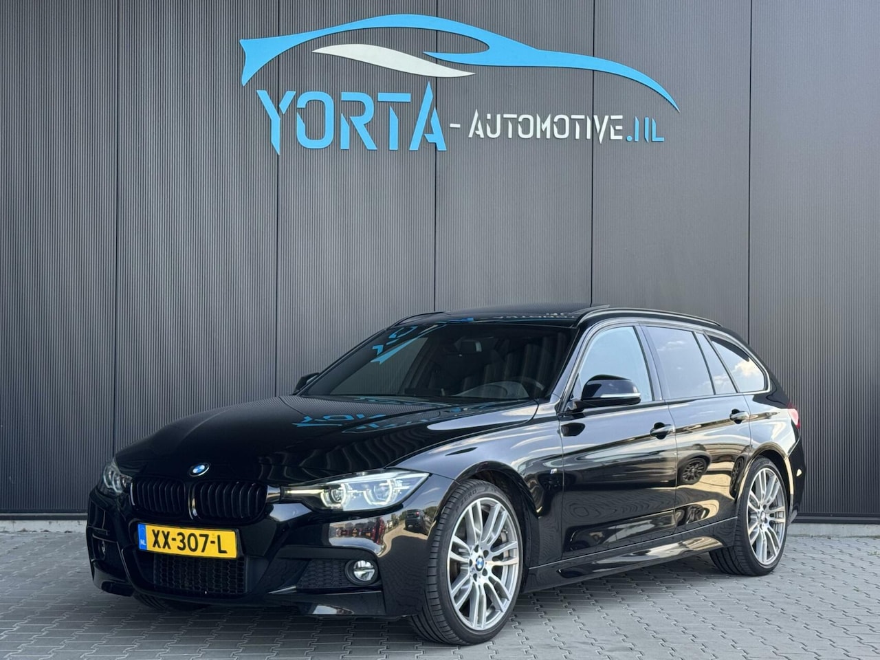 BMW 3-serie Touring - 320i M Sport Edition 320i M Sport Edition - AutoWereld.nl