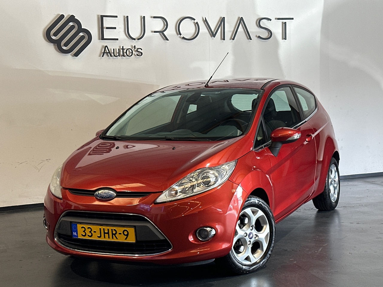 Ford Fiesta - 1.4 Titanium Airco - Nieuw apk - PDC - LMV - AutoWereld.nl