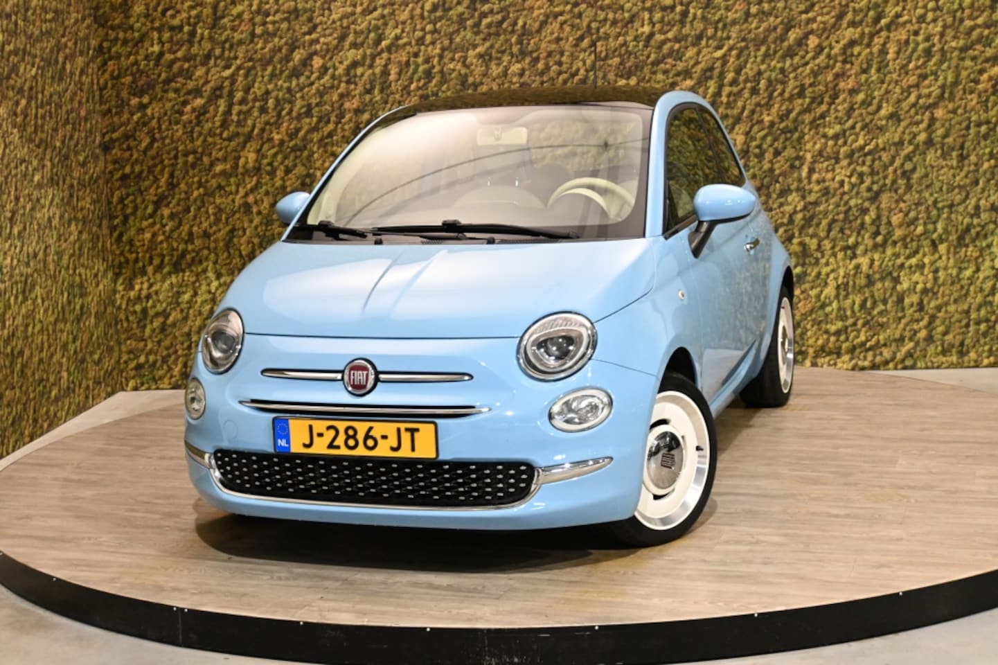 Fiat 500 - 1.2 Lounge | Retro velgen | Pano | PDC - AutoWereld.nl