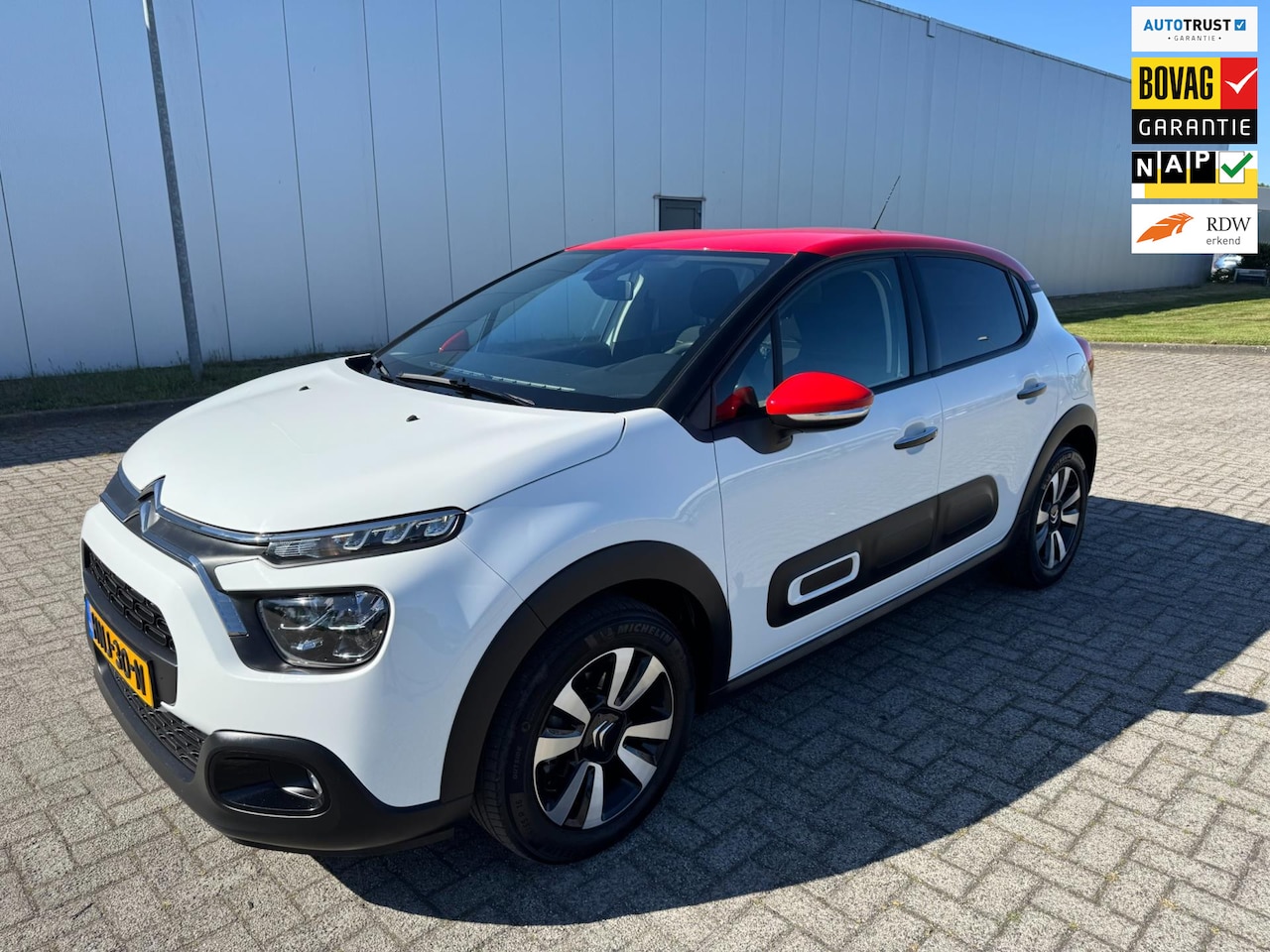 Citroën C3 - 1.2 PureTech Feel Edition 1.2 PureTech Feel Edition , Two Colors - AutoWereld.nl