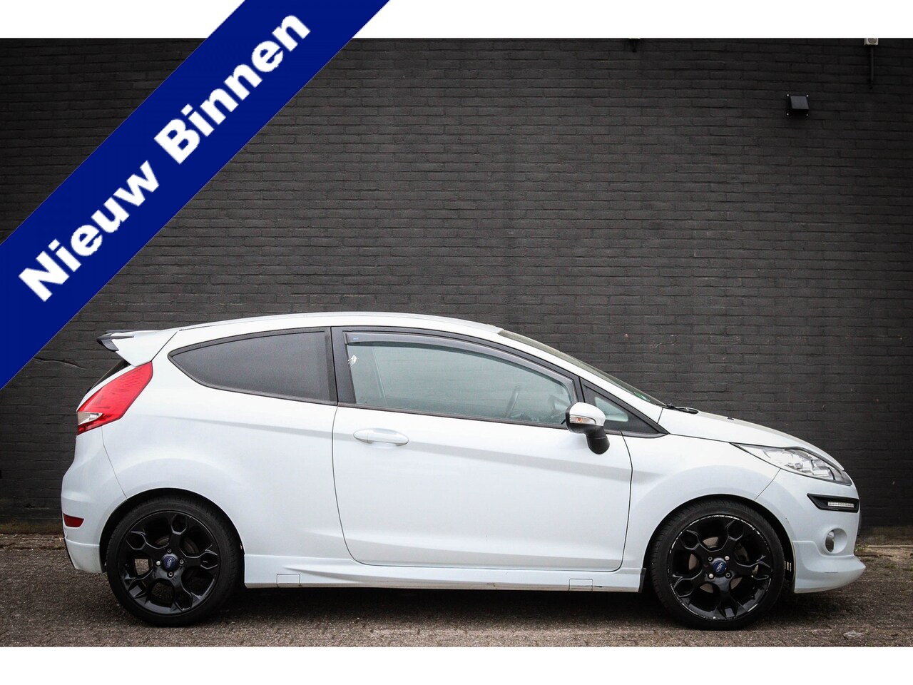 Ford Fiesta - 1.6 Metal Net binnen; wordt nog klaargemaakt - AutoWereld.nl