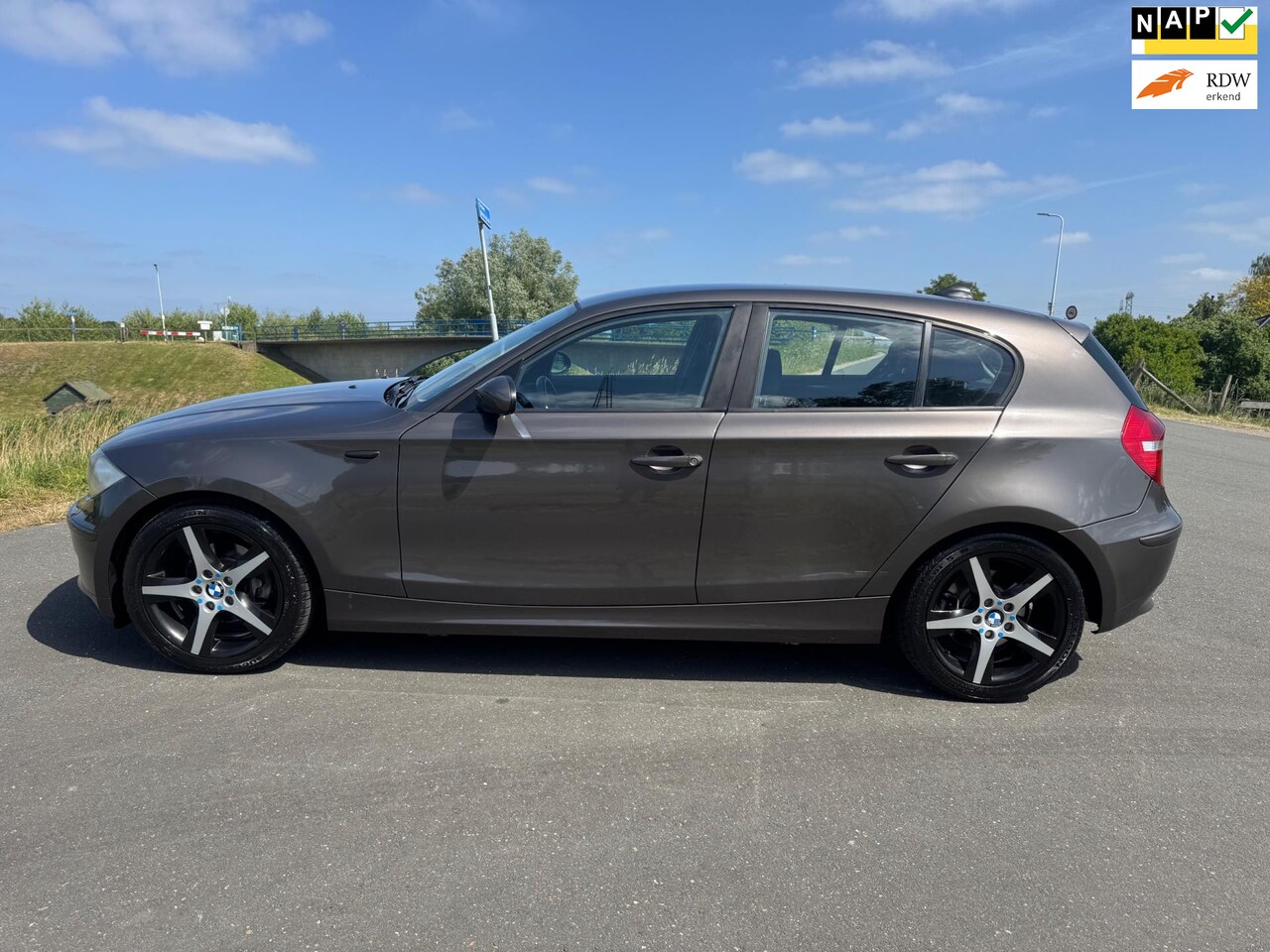 BMW 1-serie - 118i Business Line 118i Business Line - AutoWereld.nl