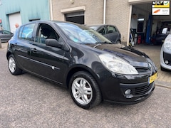 Renault Clio - 1.2-16V Special Line 5 deurs
