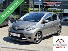 Toyota Aygo - 1.0 VVT-i Aspiration AIRCO 5DRS ELEC-PAKKET LMV