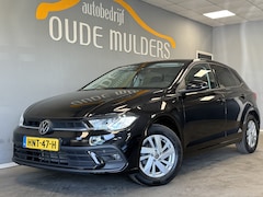 Volkswagen Polo - 1.0 TSI Life Business Navigatie/Appconnect/Cruise/Stoelverwarming