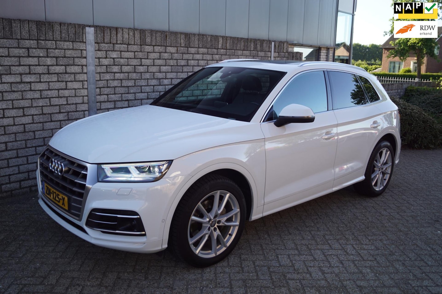 Audi Q5 - 45 TFSI Quattro S Edition Autom Panodak Luchtvering Leder Adaptieve Cruise Navi Camera Cli - AutoWereld.nl