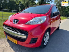 Peugeot 107 - 1.0-12V XR met airco